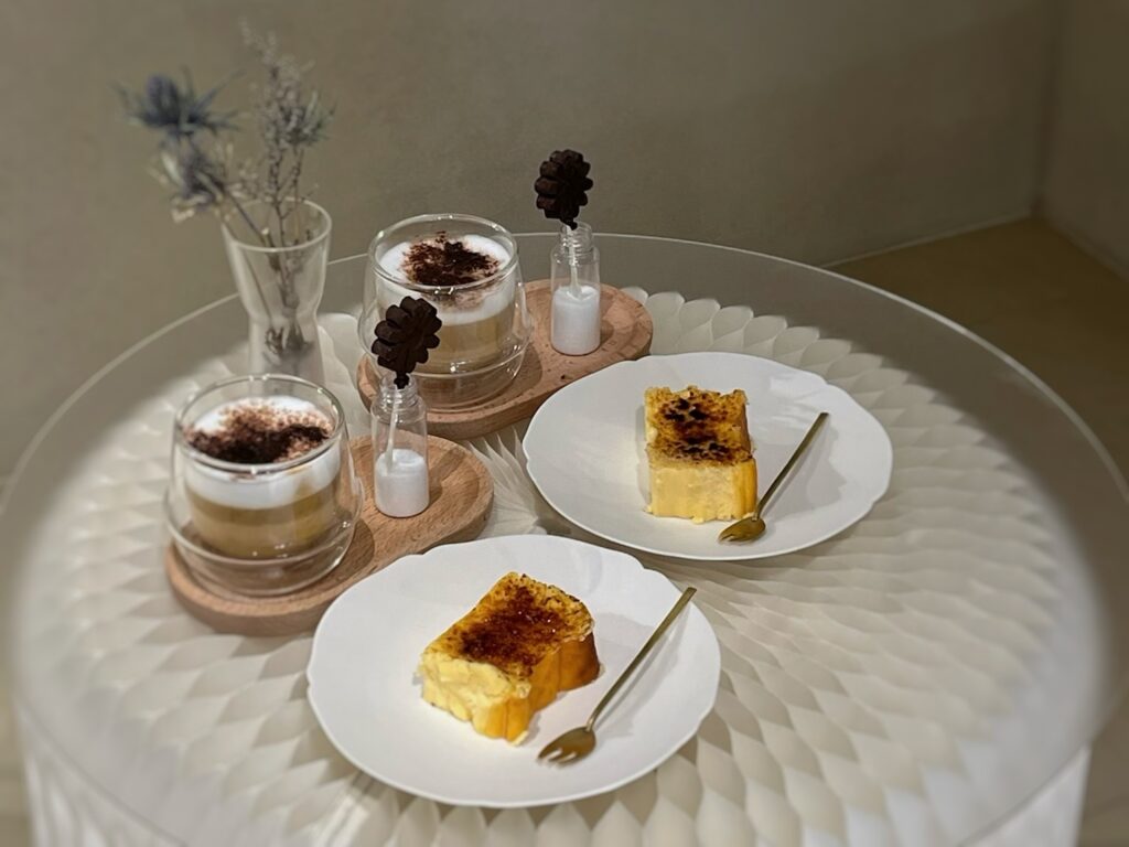 表参道カフェ　チーズケーキ　穴場