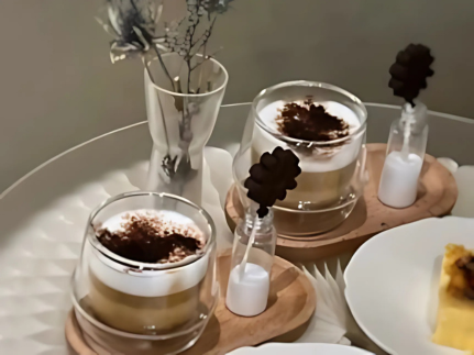 表参道カフェラテ　表参道カフェ　カフェラテ
